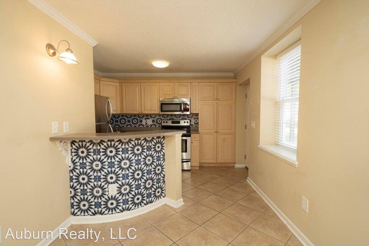 Foto principal - 2 br, 2 bath House - Brown Villas 375 Gene...
