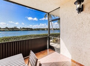 Building Photo - 770 NE 199th St