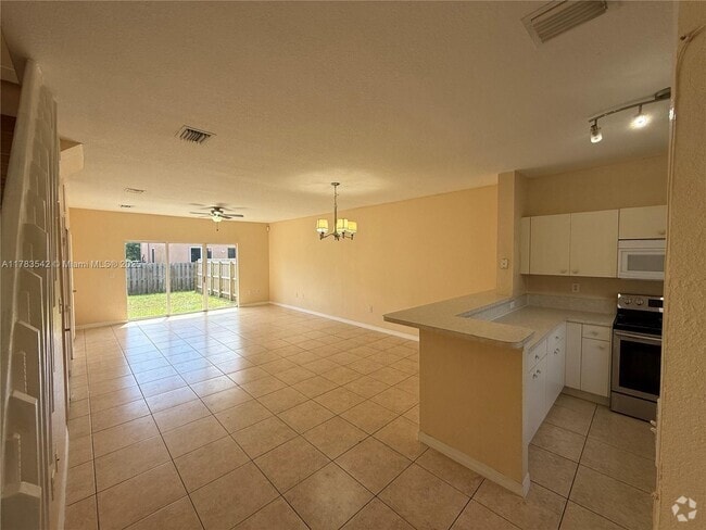 Building Photo - 20437 NW 15th Ave