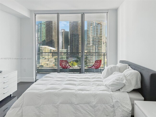Foto del edificio - 92 SW 3rd St