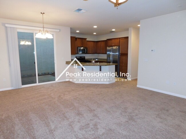 Building Photo - 3 br, 3 bath House - 9036 Crescenda Lane