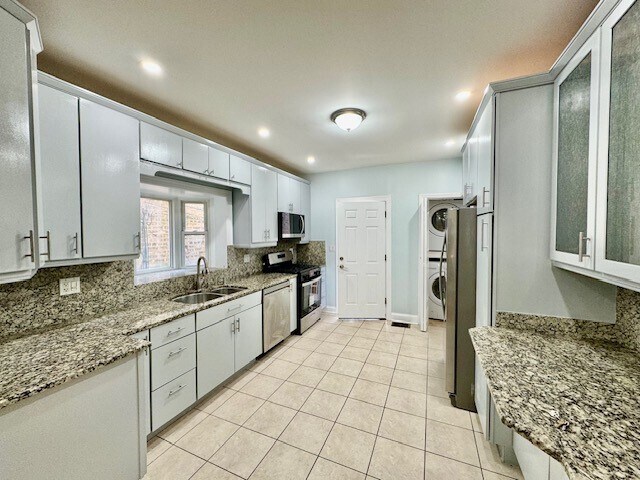 Foto del edificio - 5618 N Artesian Ave