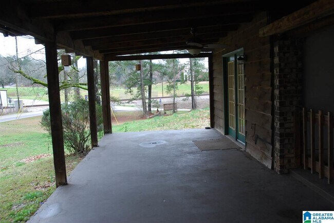 Building Photo - 1632 Co Rd 39