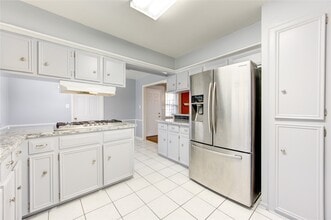 Building Photo - 1718 Anvil Dr