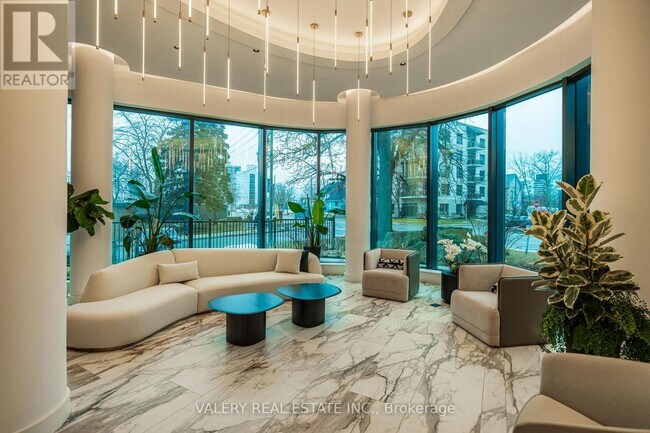 Photo du bâtiment - 55 Port St E