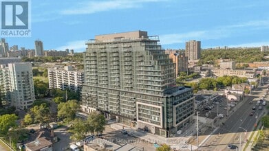 Building Photo - 3009-3009 Novar Rd