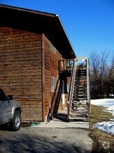 Building Photo - 214A-214B Plum Ave