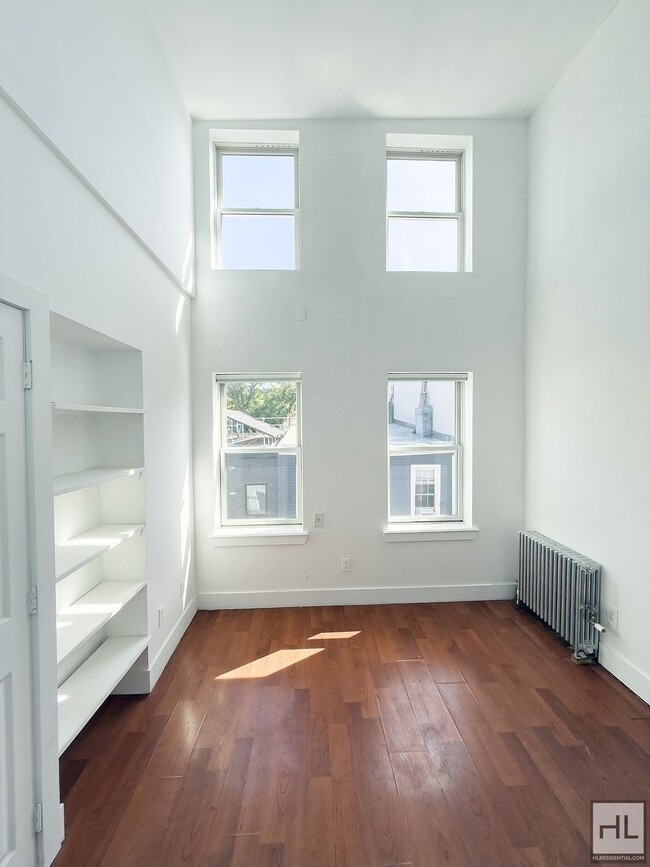 Foto del edificio - HARMAN STREET / Bushwick / 1-Bed (Flex 2) ...
