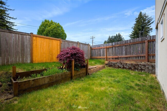 Foto del edificio - 4801 Bowwood Cir NE