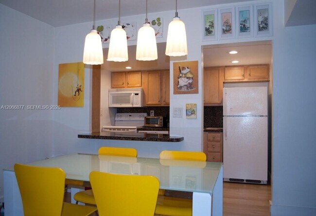 Foto del edificio - 290 Sunrise Dr