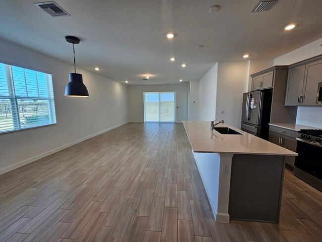 Foto del edificio - 1374 Tangled Orchard Tr