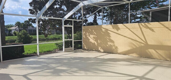 Foto del edificio - 1801 Burgos Dr