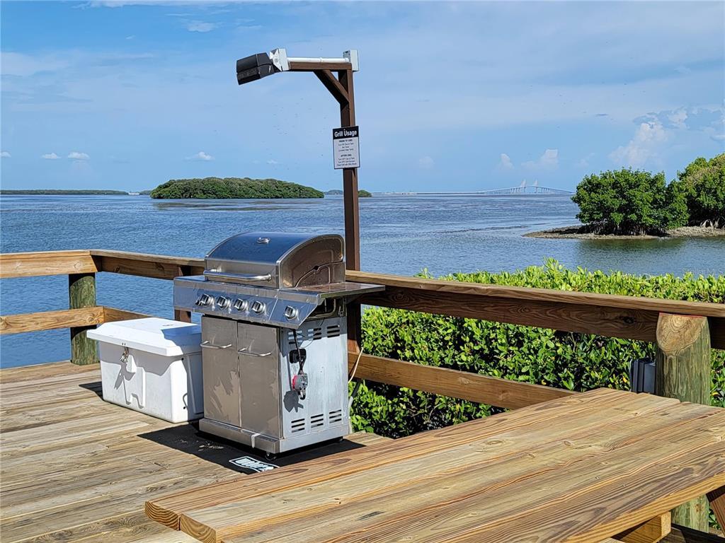 Foto principal - 1515 Pinellas Bayway S