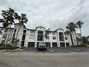 Foto principal - 4320 NW 107th Ave