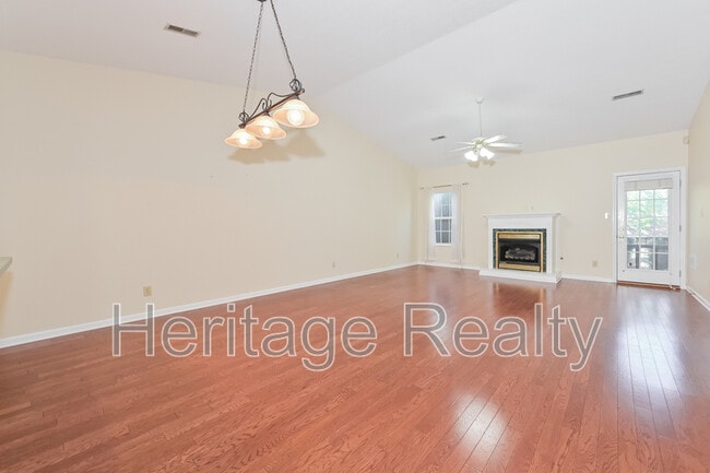 Photo - 2419 Glen Meadow Rd Apartment