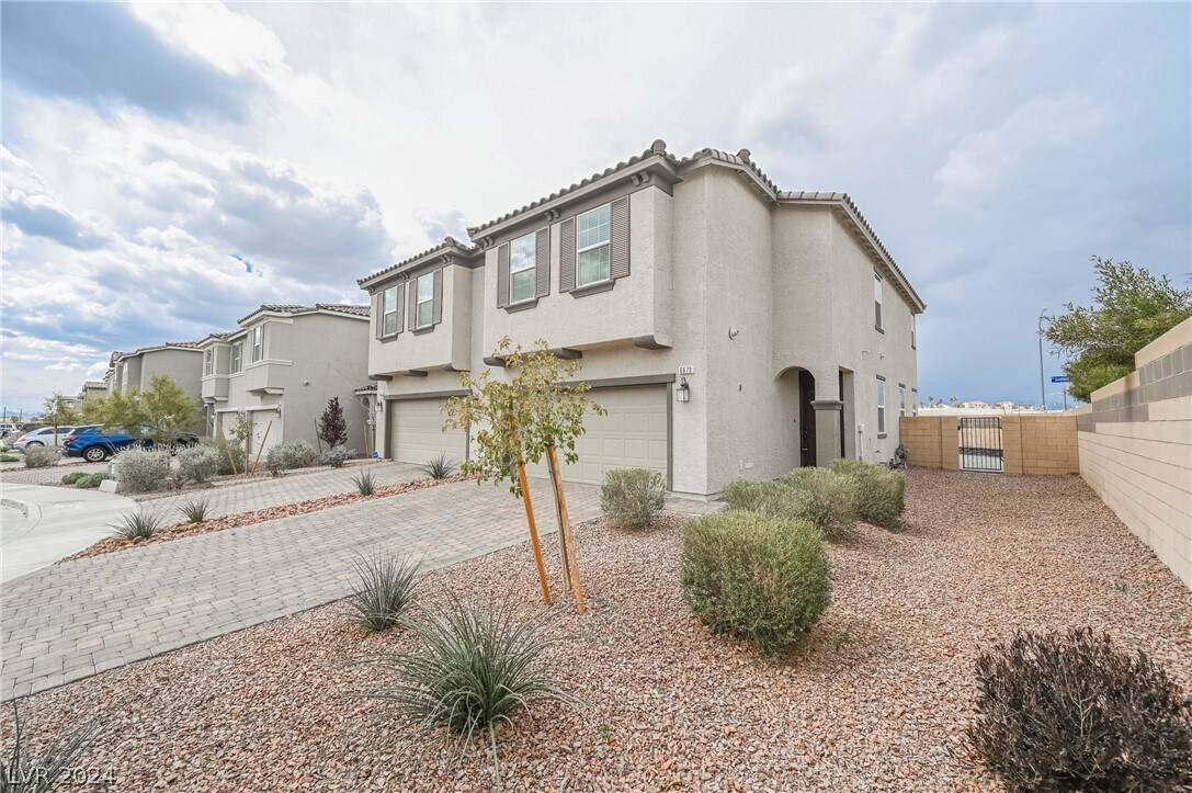 6679 Velletri St., North Las Vegas, NV 89084 Townhome Rentals in