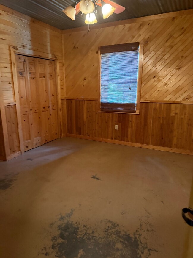 Building Photo - 24885 Timothy Rd