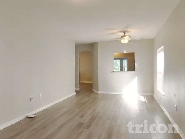 Building Photo - 3919 Day Bridge Pl