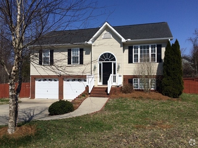 Building Photo - 3947 Hickswood Forest Ct