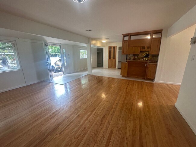 Foto del edificio - Beautiful Menlo Park Home near Facebook he...