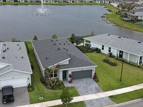 Building Photo - 13462 SW Bally Dr