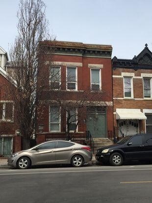 Building Photo - 2028 W Armitage Ave