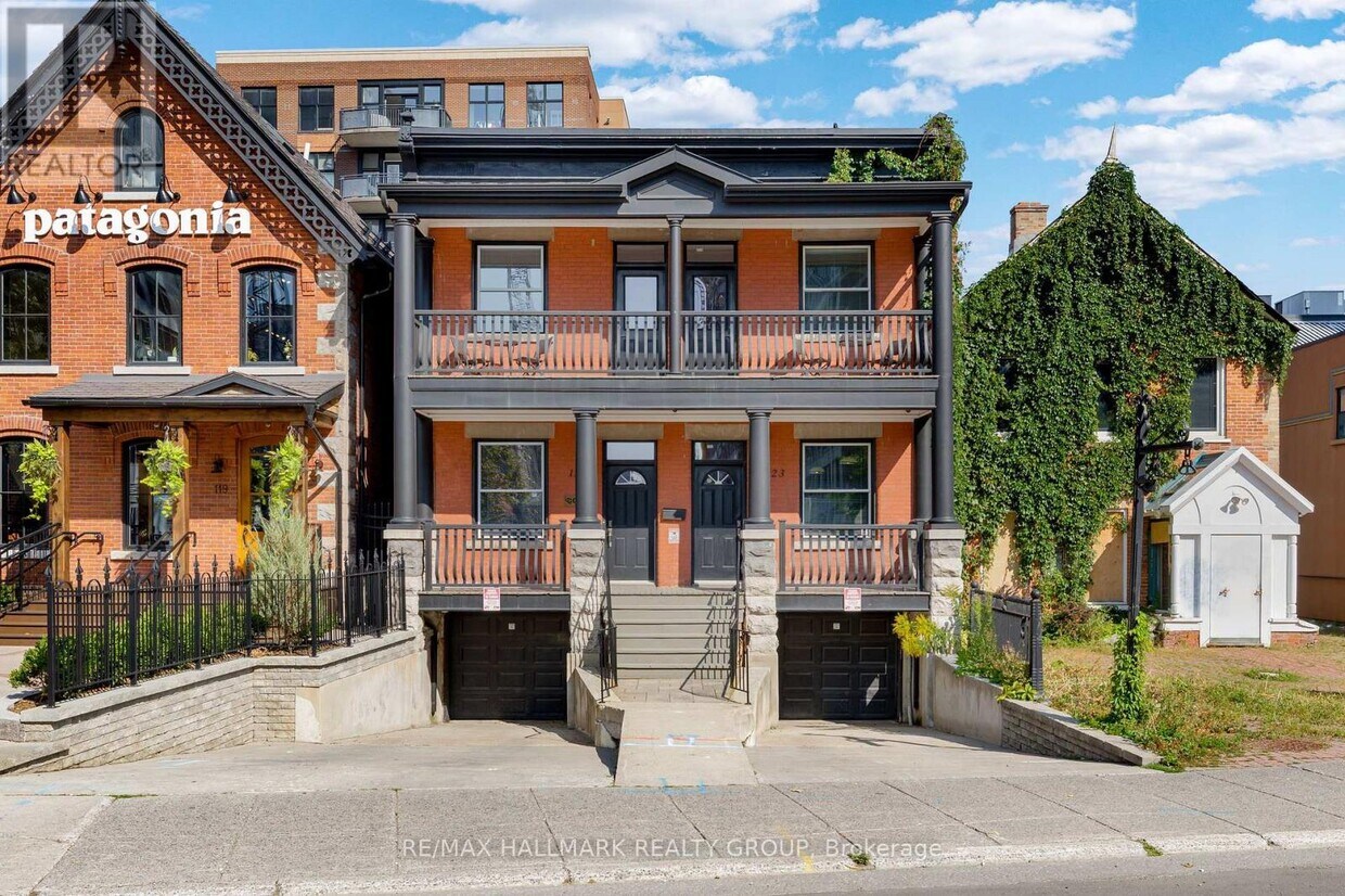 Primary Photo - 121 York St