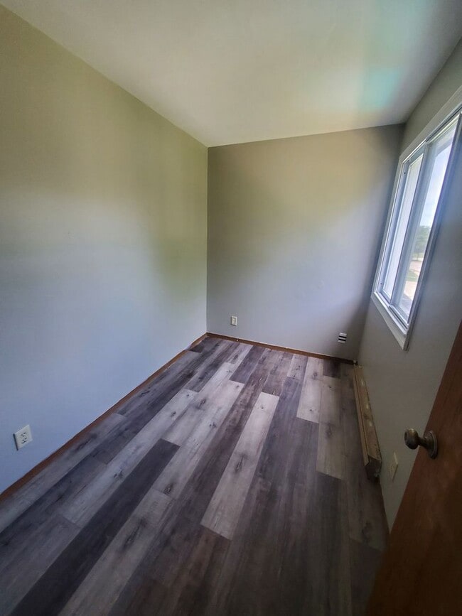 Building Photo - 601 Hartridge Dr