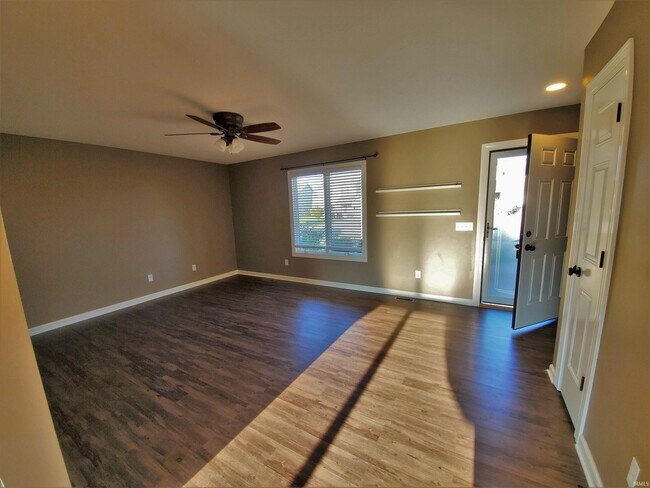 Foto del edificio - 249 Hamilton Meadows Ln