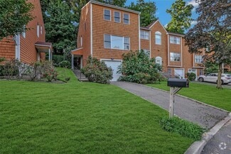 Building Photo - 24 Herb Hill Rd
