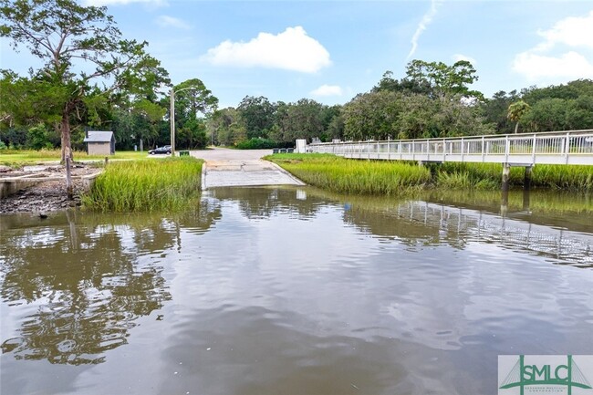 Building Photo - 393 Dutchman's Cove Rd