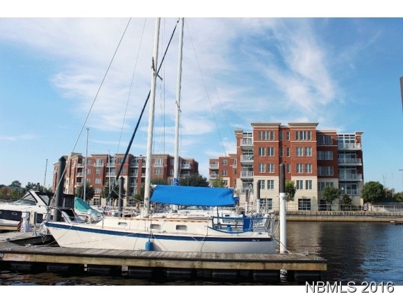 Building Photo - 328 Sky Sail Blvd