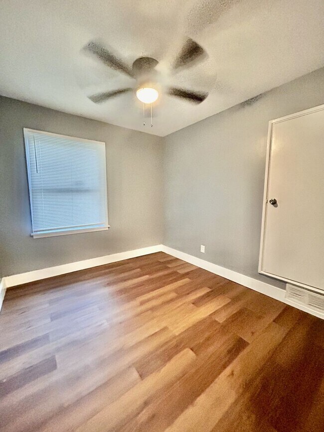 Foto del edificio - Newly Fully Renovated Home in Frayser - **Open to Section 8**