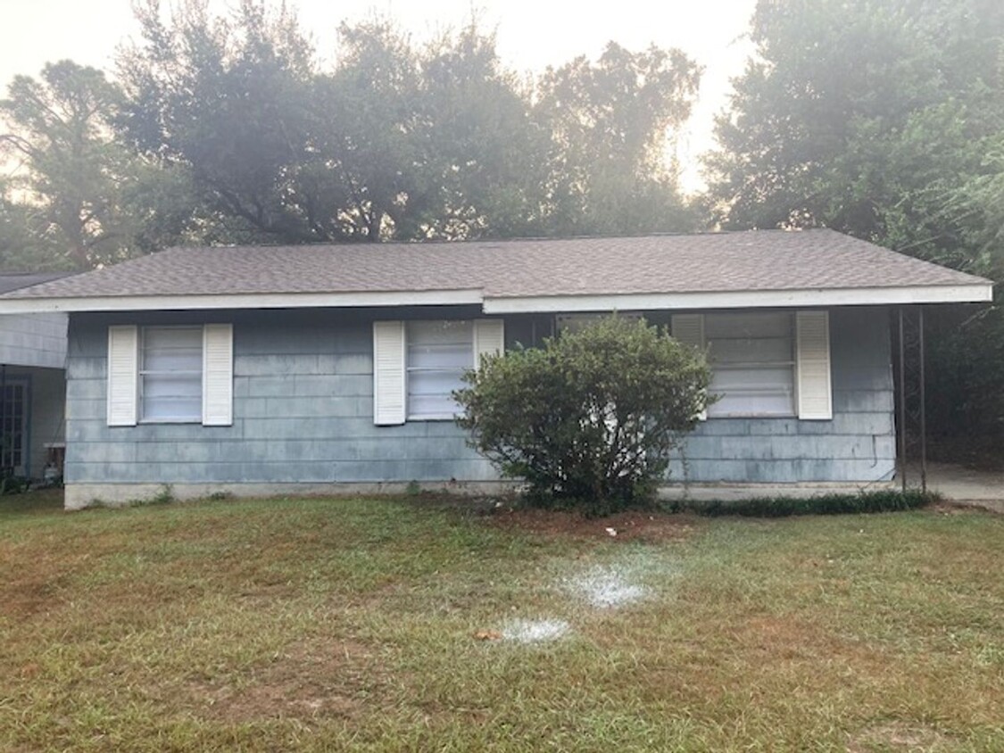 Primary Photo - Gulfport 3 Bedroom