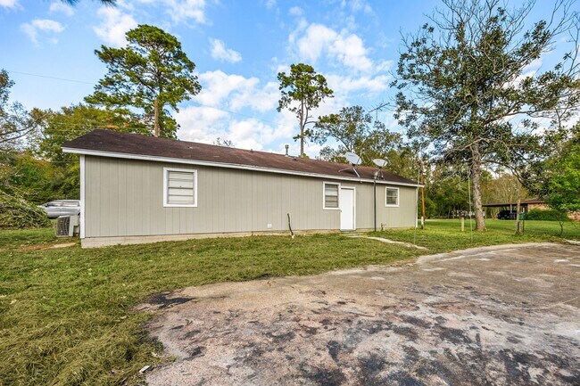 Foto del edificio - 340 Magnolia Dr