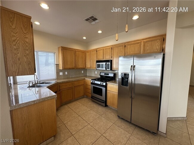 Foto del edificio - 5541 Cypress Creek St