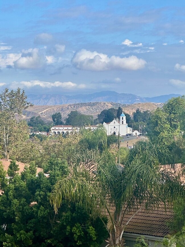 Foto del edificio - 3 Bedroom(plus loft), 2.5 Bath Home with S...