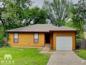 Building Photo - 913 Duff Ct