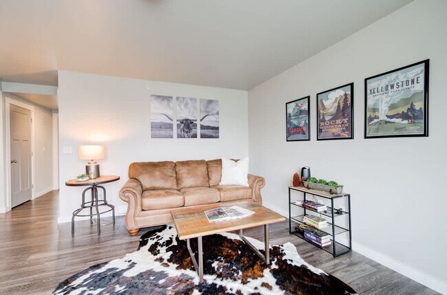 Foto del edificio - 360 Enterprise Blvd