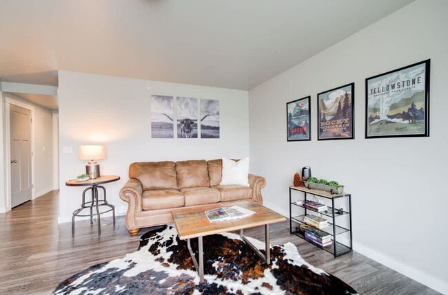 Building Photo - 360 Enterprise Blvd