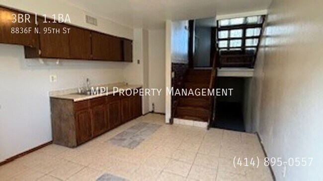 Building Photo - 8836F N. 95th St-