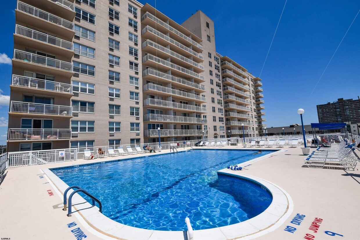 Foto principal - 9400 Atlantic Ave