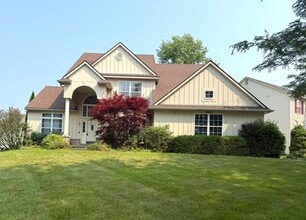 Building Photo - 2341 Timbercrest Ct