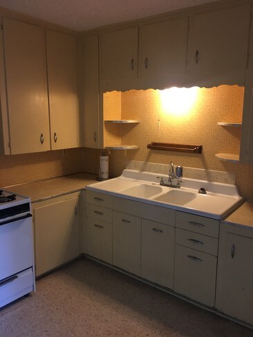 Fotografía del edificio - 411 E Main St