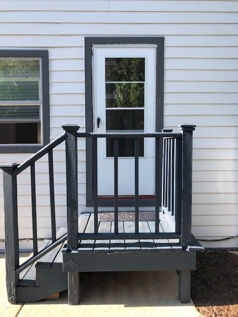Entryway from outside - 213 N Brainard St