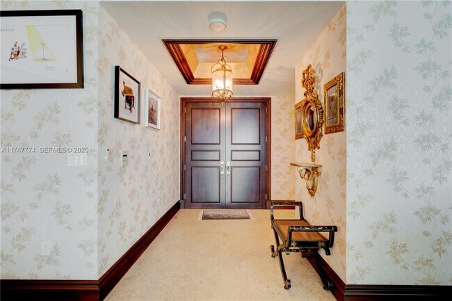 Foto del edificio - 16047 Collins Ave