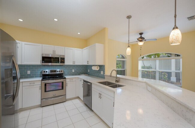 Building Photo - 135 Aquarina Blvd