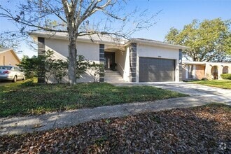 Building Photo - 5840 Mariposa Dr