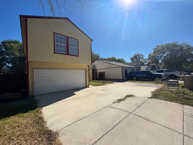 Building Photo - 2846 Coral Field Dr., San Antonio, TX. 78245