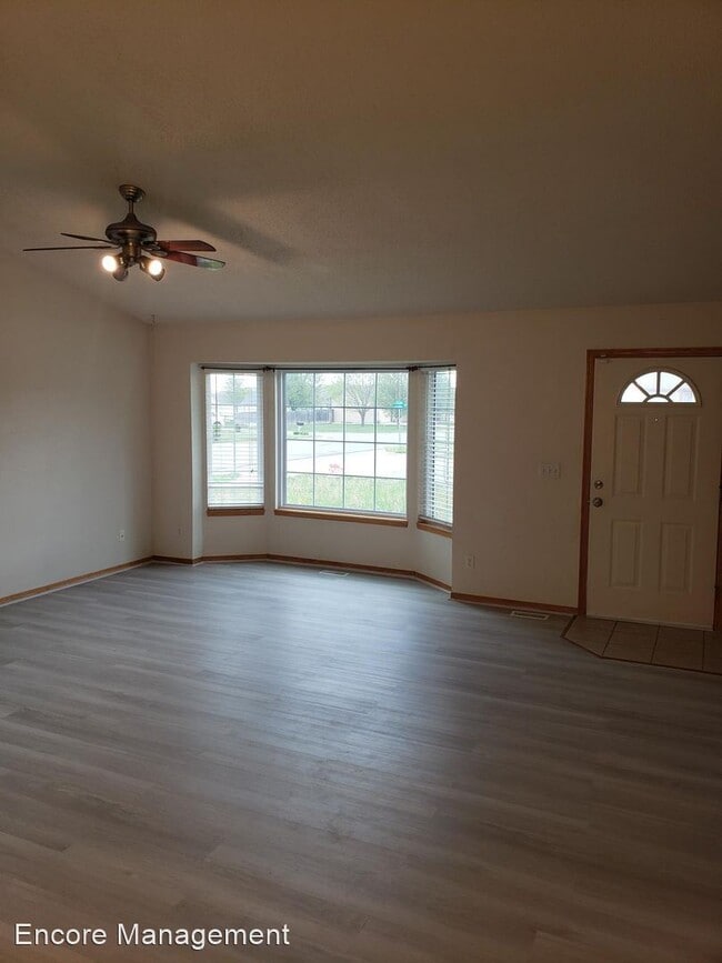 Building Photo - 3 br, 3 bath House - 1923 S Leeanne Ln